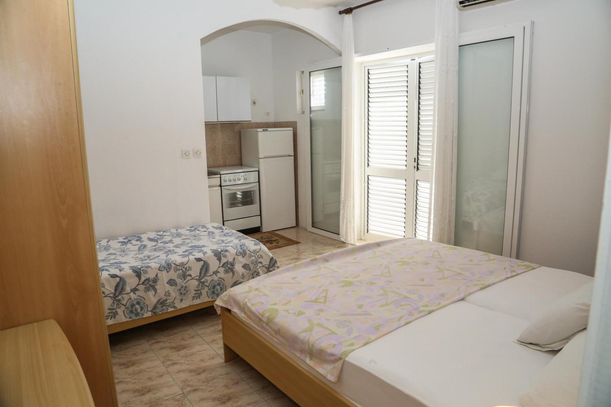 Apartments Butkovic هفار الغرفة الصورة